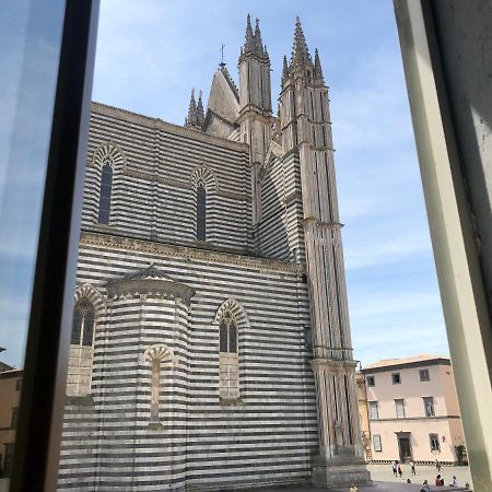 La Dimora Alle Scalette ออร์เวียโต ภายนอก รูปภาพ