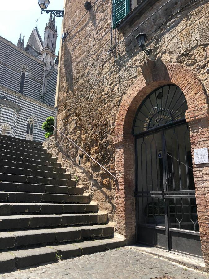 La Dimora Alle Scalette ออร์เวียโต ภายนอก รูปภาพ